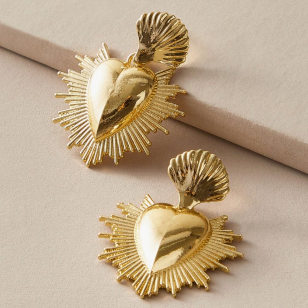 Gold Heart Queen Earrings